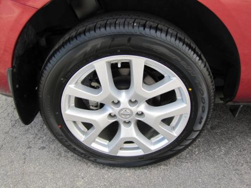 FWD 4dr SUV 2.5L Bluetooth Sunroof 4 Cylinder Engine 4-Wheel ABS A/C Fog Lamps, image 28
