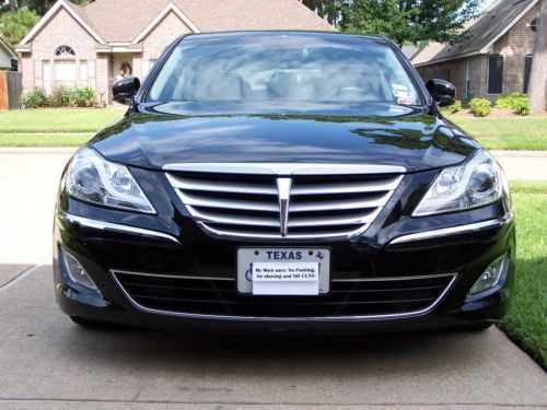 2012 hyundai genesis 3.8 sedan 4-door 3.8l with &lt;20,000 miles