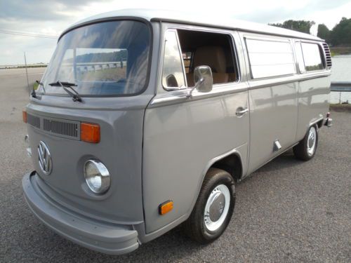 1973 Volkswagen Westfalia Camper Air Conditioning, image 3