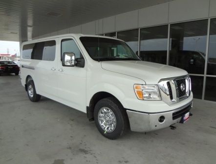2013 nissan nv passenger sl tech and tow package  hard to find van!