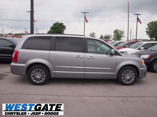 2014 chrysler town & country touring-l