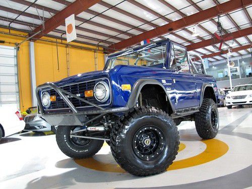 72 ford bronco sport 5.0 4wd 4x4 auto lifted cloth am fm stereo cd runboards