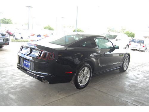 2014 ford mustang v6