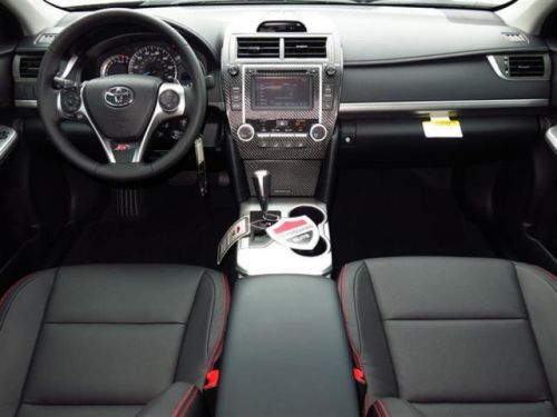 2014 toyota camry se
