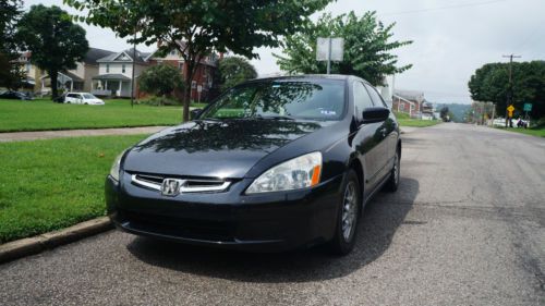 Honda accord 2003 lx, back color, sedan, inside out clean