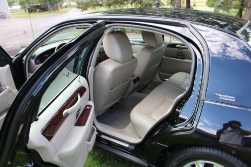 2011 Lincoln Town Car Signature Limited 36,800 miles IMMACULATE condition LIMO, image 13