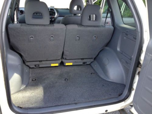 2003 Toyota RAV4 Base Sport Utility 4-Door 2.0L, US $5,299.00, image 10