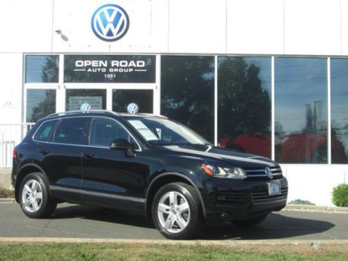 2011 vw touareg lux vr6 navigation leather heated seats awd power tailgate black