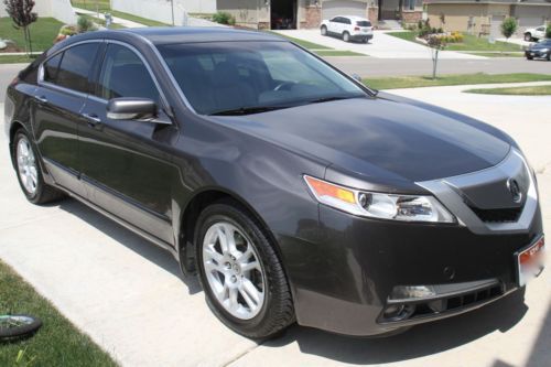 2009 acura tl base sedan 4-door 3.5l technology package