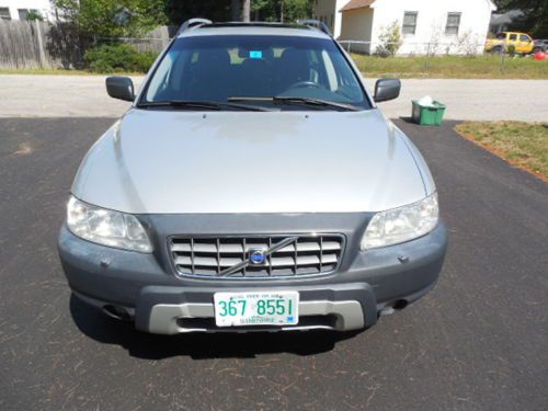 2006 Volvo XC70 Base Wagon 4-Door 2.5L, image 4