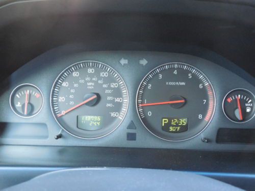 2006 Volvo XC70 Base Wagon 4-Door 2.5L, image 7