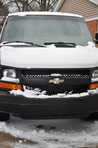 2006 chevrolet express 3500 base standard cargo van 3-door 6.0l