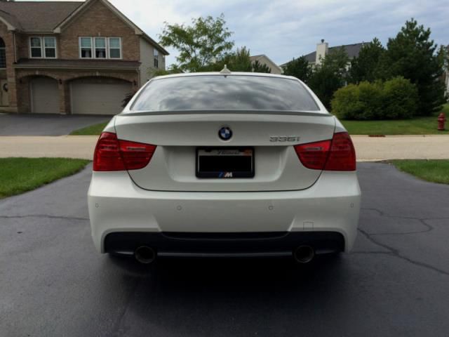 2011 - bmw 3-series