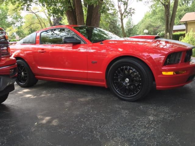 Ford mustang gt