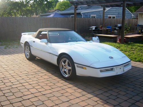 1990 chevrolet corvette base convertible 2-door 5.7l