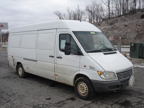 2002 dodge sprinter freightliner diesel van very practical