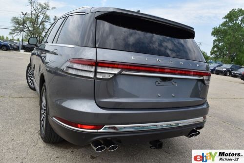 2022 lincoln aviator awd 3 row reserve-edition(top of the line)