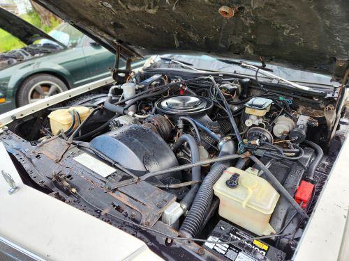 1985 cadillac fleetwood