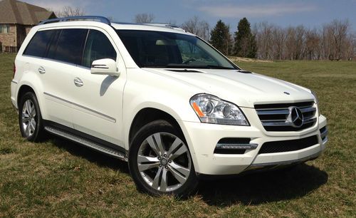 2013 mercedez benz gl450 - one owner, super clean!