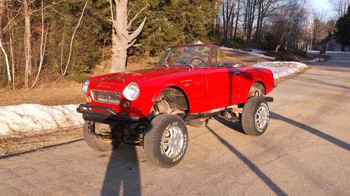 Looks 1974 jeep cj  4x4 datsun 2000 roadster conv. custom cool ride !!!!