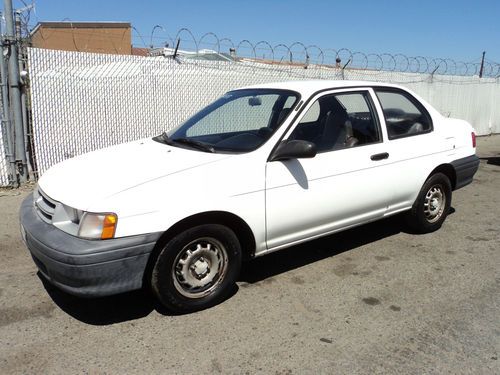 1993 toyota tercel std sedan 2-door 1.5l, no reserve