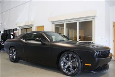 Satin black paint super nice hemi coupe cloth r/t leather