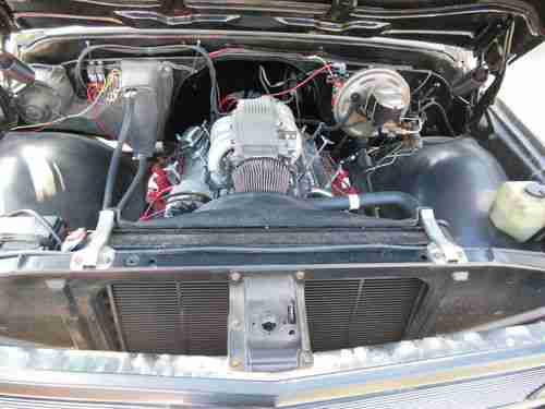 1972 Classic Chevrolet Cheyenne Black on Black, 3/4 ton long bed pick up, image 6