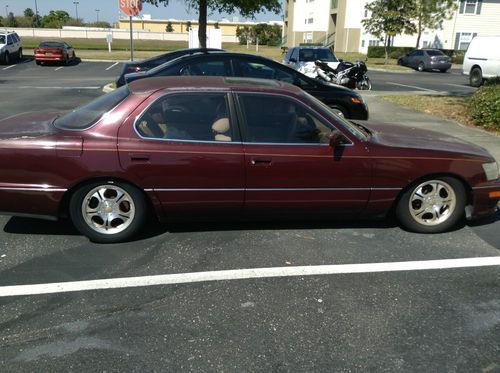 1991 lexus ls 400, auto,leather, custom rims and 6 disc cd changer. fully loaded