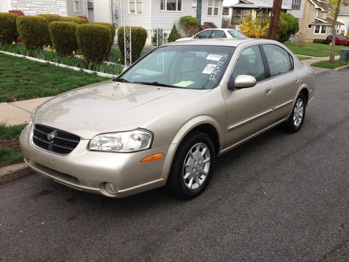 2000 nissan maxima gxe sedan 4-door 3.0l