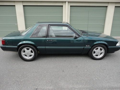 1992 ford mustang lx sedan 2-door 5.0l