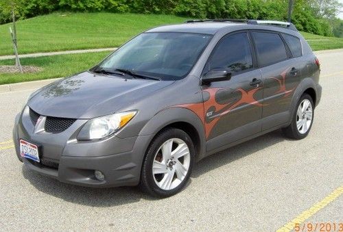 2003 pontiac vibe gt w/ 6 speed manual transmission and classy graphics