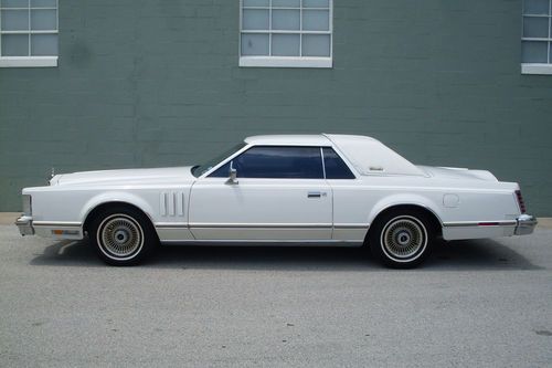1979 lincoln mark v collector series 17k loaded excellent cond priced to sell