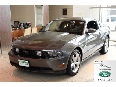 Gt premium * shaker audio sound system * sync system * 6 speed * only 9k miles *