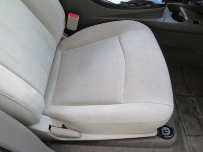 2011 WHITE NAVIGATION MILES:12K HATCHBACK, image 13