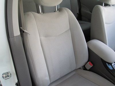 2011 WHITE NAVIGATION MILES:12K HATCHBACK, image 14