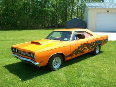 Frame off fully restored new 1969 plymouth road runner 440/512cu. in clean build