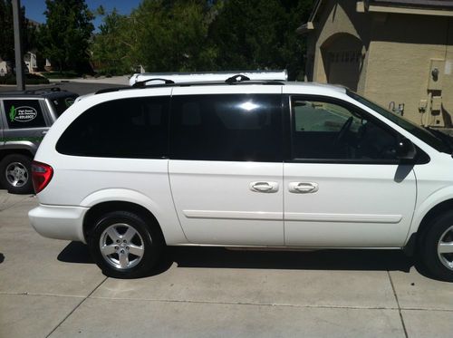 2007 dodge grand caravan sxt mini passenger van 4-door 3.8l
