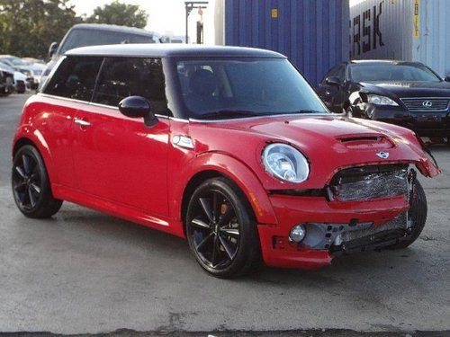 2011 mini cooper damaged salvage manual trans low miles nice color economical!!