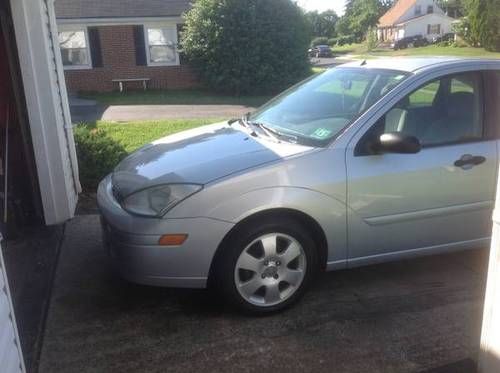 2002 Ford Focus ZX5 Hatchback--Clean Inside and Out, image 2