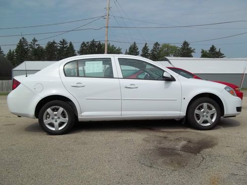 2007 chevrolet cobalt lt sedan 4-door 2.2l-great on gas mileage, extra clean