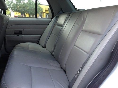 2003 Ford Crown Victoria Police Interceptor Sedan 4-Door 4.6L, White, US $2,750.00, image 8