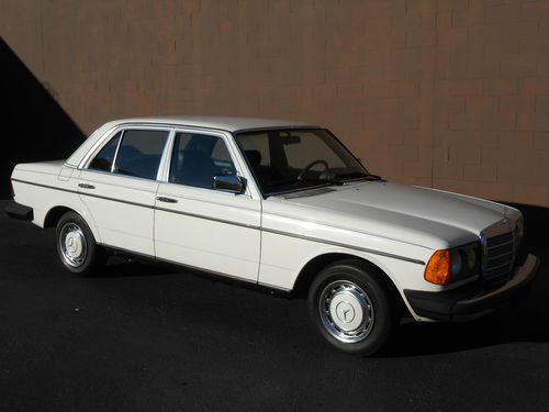 1982 mercedes benz 240d diesel, perfect condition, low miles!!