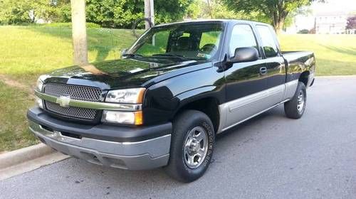 2004 chevy silverado black 4 door 4x4 pickup truck