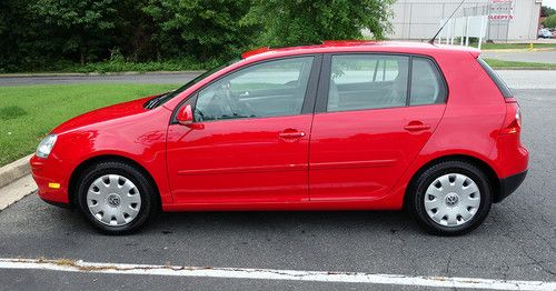 2009 volkswagen rabbit 4dr hatchback 2.5l red one-owner