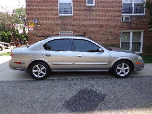 2000 nissan maxima gle. leather sunroof  only orig 60k 917 349 8611  no reserve