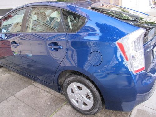 2010 toyota prius base hatchback 4-door 1.8l