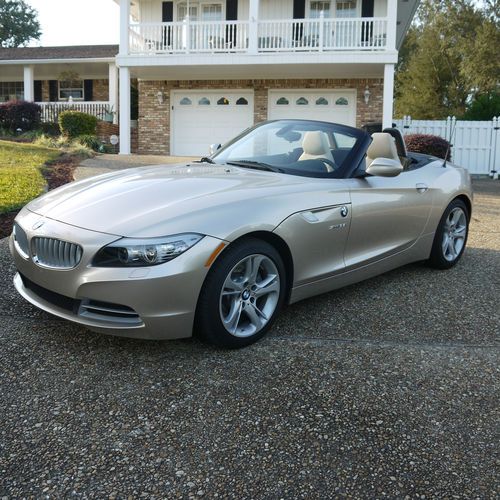 Rare 2012 bmw z4 sdrive35i, low miles 4600, transferrable warranty &amp; maintenance