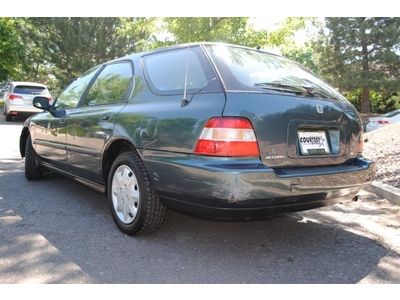 LX Manual 2.2L Front Wheel Drive Wheel Covers Steel Wheels Power Steering A/C, image 4
