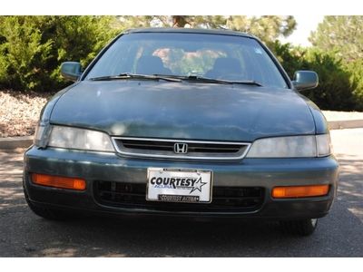 LX Manual 2.2L Front Wheel Drive Wheel Covers Steel Wheels Power Steering A/C, image 6