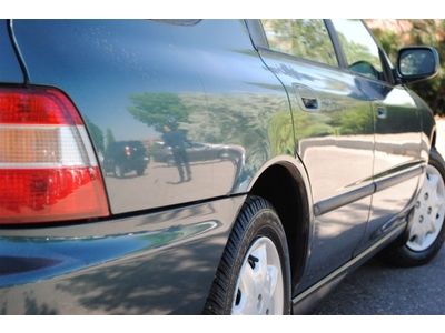 LX Manual 2.2L Front Wheel Drive Wheel Covers Steel Wheels Power Steering A/C, image 8